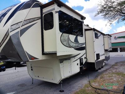2017 Grand Design Solitude - Photo 3