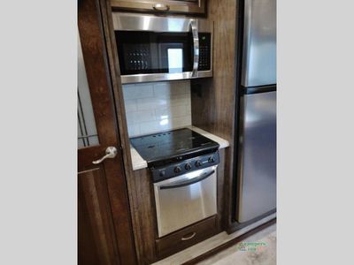 2017 Grand Design Solitude - Photo 45