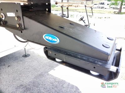 2017 Grand Design Solitude - Photo 26