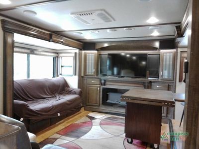 2017 Grand Design Solitude - Photo 48