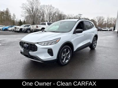 2025 Ford Escape ST-Line — photo 9 view