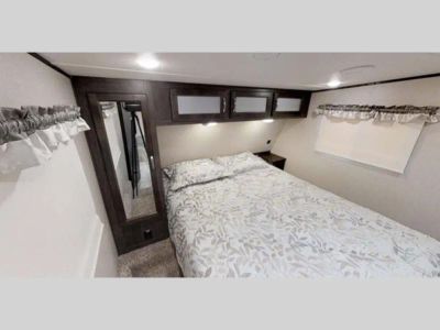 2020 Shasta RVs Phoenix Lite — interior view