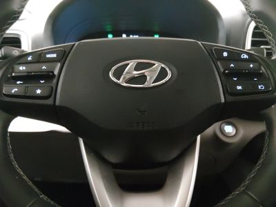 2025 Hyundai Venue - Photo 12