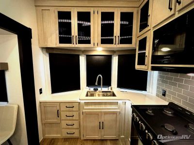 2027 Forest River Puma Vista — photo 8 view
