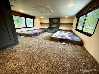 2027 Forest River Puma Vista — photo 21 view
