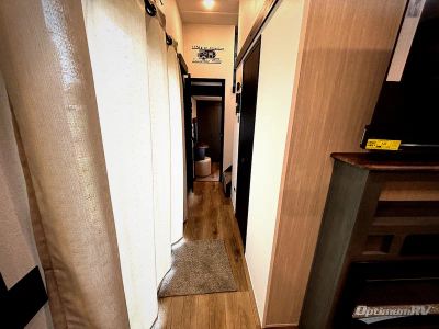 2027 Forest River Puma Vista — photo 16 view
