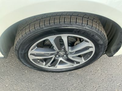 2017 Acura MDX — photo 22 view