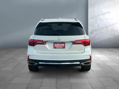 2017 Acura MDX — detail view