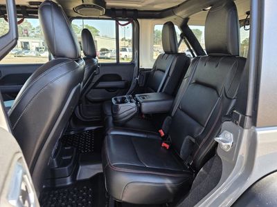 2021 Jeep Wrangler - Photo 16