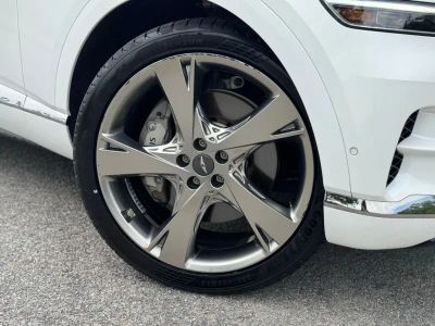 2024 Genesis GV80 — photo 8 view