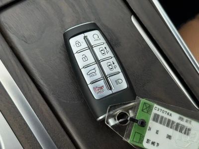2024 Genesis GV80 — photo 51 view