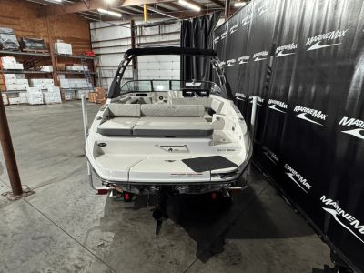 2025 Sea Ray ECT 6.2L MPI DTS BR4 - Photo 5
