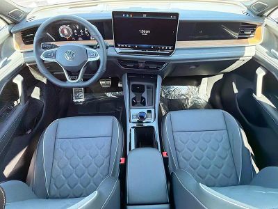 2026 Volkswagen Tiguan — photo 16 view