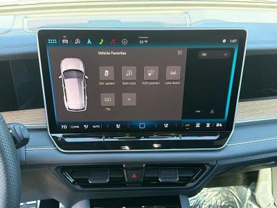 2026 Volkswagen Tiguan — photo 30 view