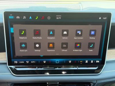 2026 Volkswagen Tiguan — photo 33 view