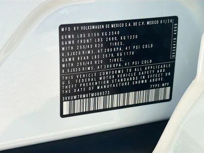 2026 Volkswagen Tiguan — photo 43 view