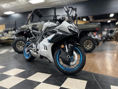 2026 CFMOTO 675SS - Photo 2