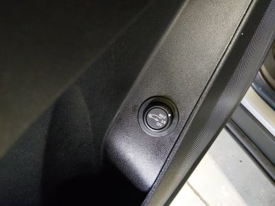 2024 Chevrolet Equinox — photo 18 view