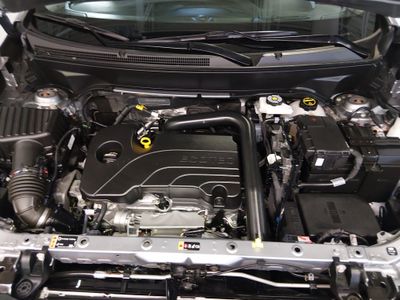2024 Chevrolet Equinox — photo 9 view