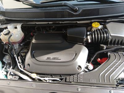 2024 Chrysler Pacifica — photo 9 view