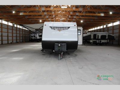 2022 Forest River RV Wildwood X-Lite - Photo 2