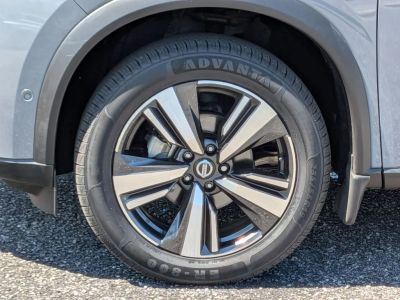 2021 Nissan Rogue — photo 9 view