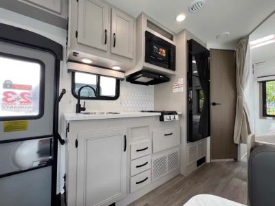 2027 Entegra ODYSSEY SE — photo 10 view