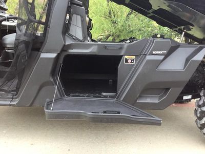 2026 Can-Am Defender PRO XT HD10 - Photo 10