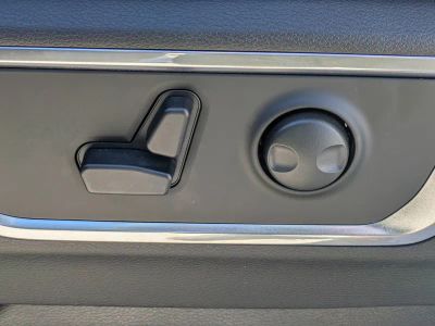 2026 Ram 1500 — photo 17 view