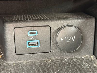 2022 Ford Escape SE - Photo 27