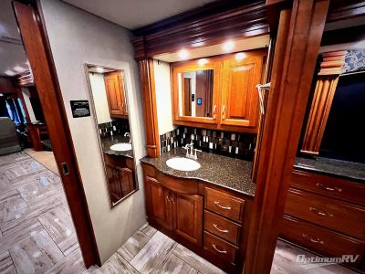 2017 Fleetwood Discovery — photo 18 view