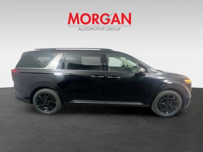 2026 Kia Carnival — side profile view