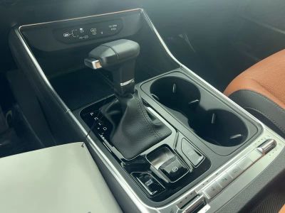 2026 Kia Carnival — photo 24 view