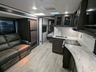 2023 Grand Design Transcend XPLOR - Photo 7
