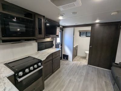 2023 Grand Design Transcend XPLOR - Photo 10