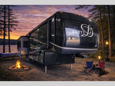 2015 DRV Luxury Suites Mobile Suites - Photo 1