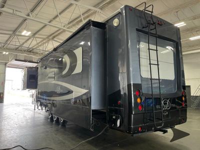 2015 DRV Luxury Suites Mobile Suites - Photo 6