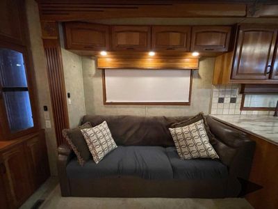 2015 DRV Luxury Suites Mobile Suites - Photo 33
