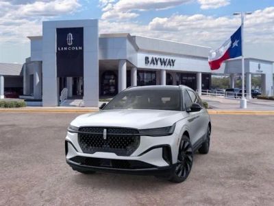 2026 Lincoln Nautilus — side profile view