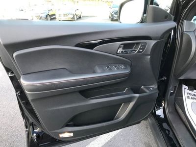 2019 Honda Ridgeline Black Edition - Photo 18