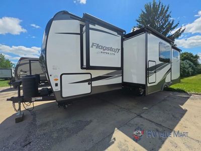 2024 Forest River RV Flagstaff Super Lite - Photo 3