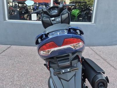 2026 Suzuki Burgman 400 - Photo 6