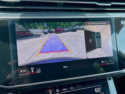 2021 Audi Q7 — photo 11 view