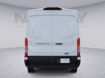 2026 Ford Transit-250 - Photo 5