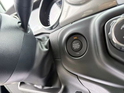 2022 Jeep Wrangler — photo 16 view