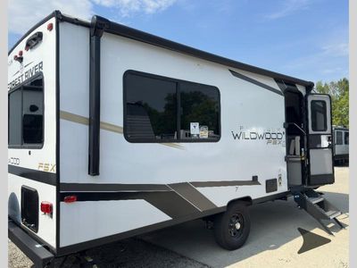 2025 Forest River RV Wildwood FSX - Photo 6