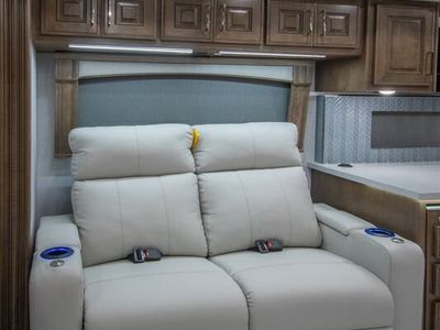 2026 Fleetwood Discovery LXE - Photo 15