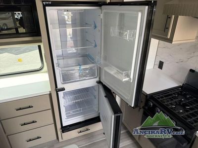 2026 Keystone RV Cougar Half-Ton - Photo 15