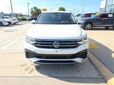 2023 Volkswagen Tiguan — photo 9 view