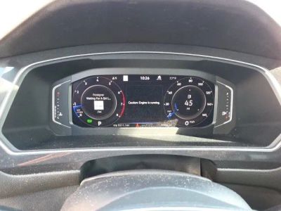 2023 Volkswagen Tiguan — photo 18 view